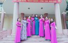 Phụ nữ UBND xã Tây Hồ hưởng ứng tuần lễ áo dài
